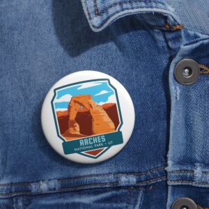 Arches National Park Button Pin – Wear the Desert Majesty